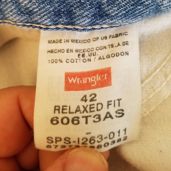 Wrangler Relaxed Fit Denim Shorts Size 42 - Picture 5 of 7